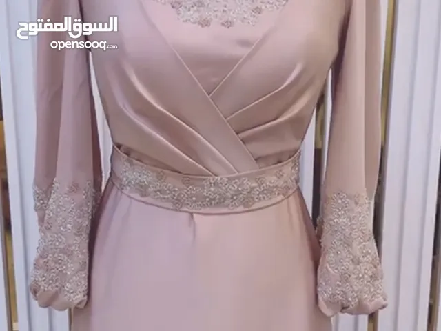 Evening Dresses in Al Dhahirah