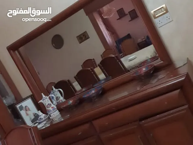 غرفة سفرة كاملة للبيع بحالة جيدا جدا خشب زان ثقيل