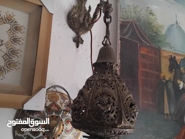 مجموعه مميزه من التحف