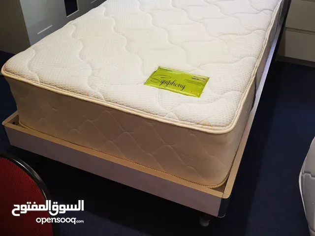 فرشة طبية زنبركية شبه جديدة مقاس مفرد 200 سم×100 سم