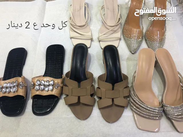 Gold With Heels in Al Ahmadi