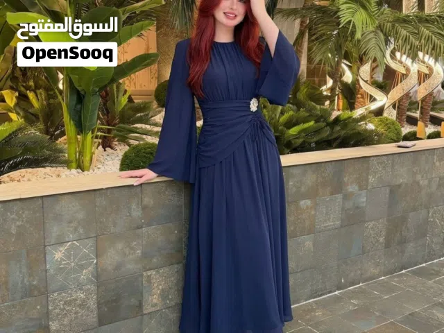 فستان نسائي