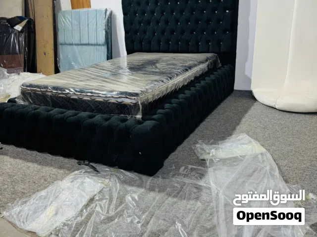 اسرة حديد وخشب
