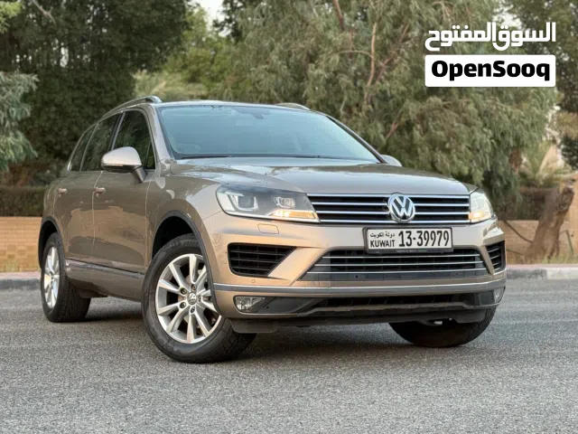 2016 Volkswagen Touareg Standard