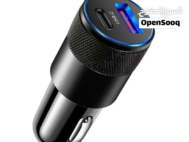 شاحن سياره متوفر لون اسود و ابيض و رمادي مع اضائة LED مخرج USB-c و 3.1A