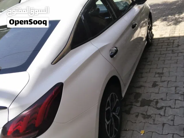 2025 ام جي MG 5