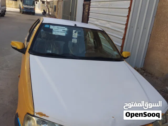2015 بيجو اخرى