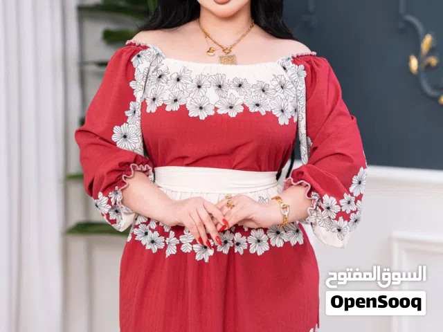 وصل حديثاً.. فستان نسائي يجمع بين البساطة والرقي: القماش: كريشة نخب أول (خامة ممتازة).