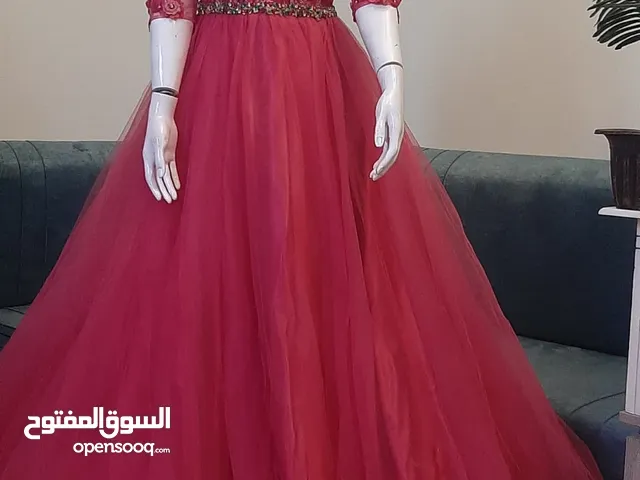 فستان خطوبة و حفلات