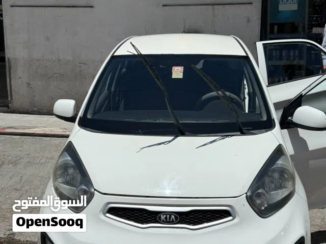2014 كيا بيكانتو Standard