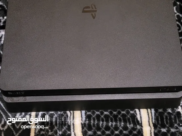 بلايستيشن 4 سليم غير مهكر