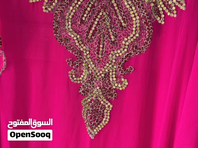 للبيع دراعه تهبل لي استقبال عرس وايد حلوه طول 60 مقاس اكس لارج وايد كشخه سعر نهائي 10 رجاء جاد يكلم