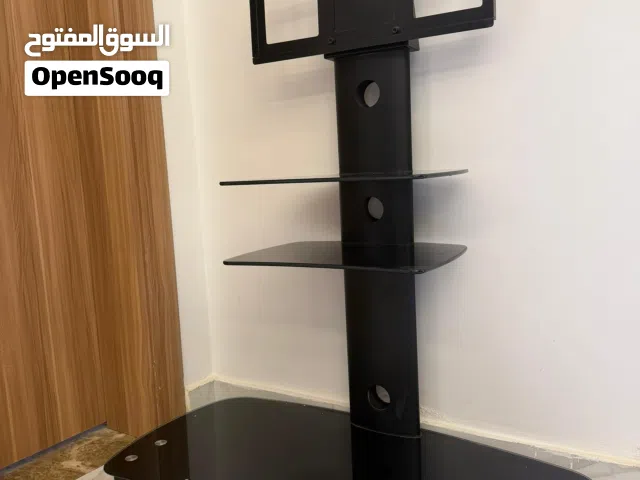 طاولة تلفزيون