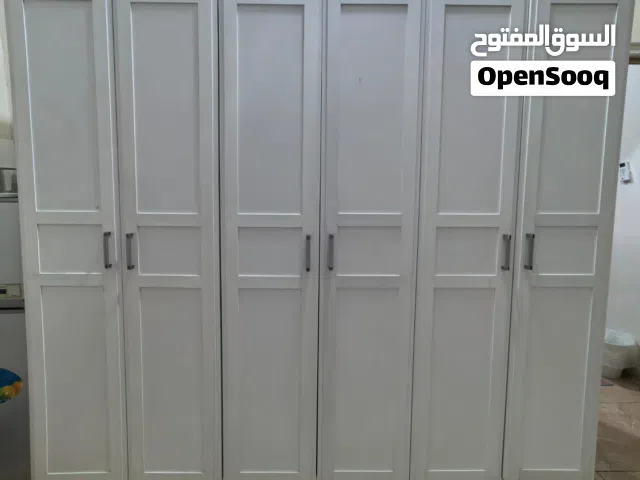 Wardrobe  خزانة ملابس