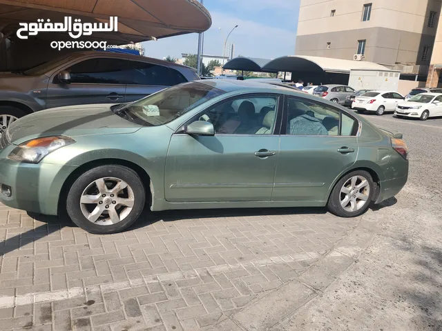 Used Nissan Altima in Hawally