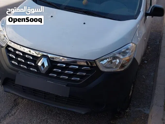 2021 رينو دوكر