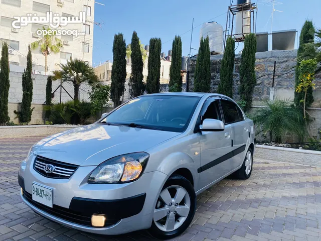 كيا برايد2008 اوتماتك ماتور 1600 بوضعية ممتازة ترخيص وتأمين جديد الله يبارك لصاحب النصيب ..