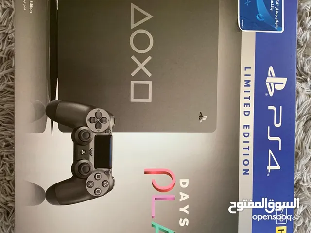 Rare edition ps4 1tb model with controller and four games