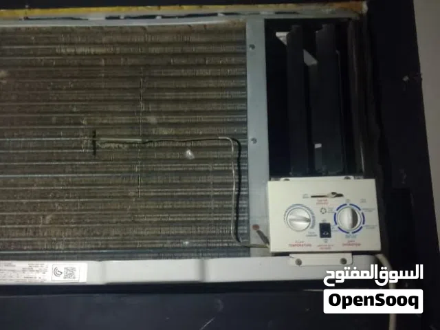 مكيف مستخدم نظيف ويبرد