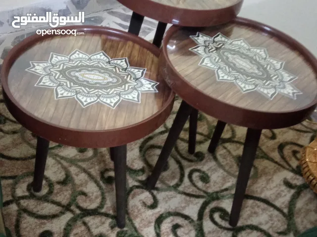 طاولات للبيع مستعمل خفيف
