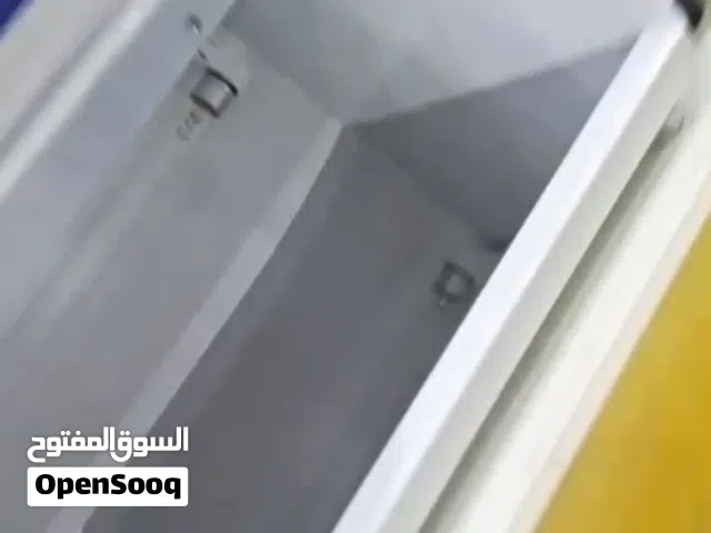 للبيع سرير مساج عالي الجوده