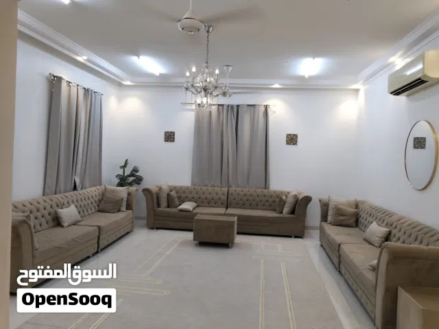 336 m2 4 Bedrooms Villa for Rent in Dhofar Salala