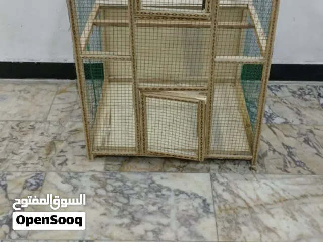 مطلوب قفص طيور حب