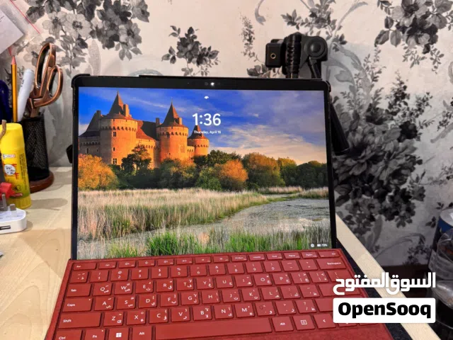Surface pro 8