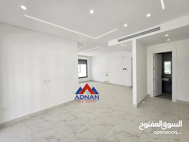Um_Othaina Semi Furnished Luxury Apartment 3 bedroom