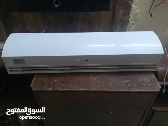 Fans for sale in Jerash