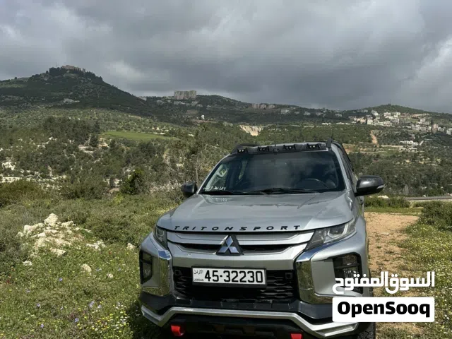 2022 ميتسوبيشي L200 Standard