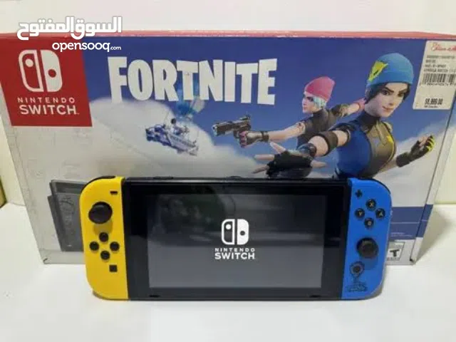 جهاز نينتيندو ب حالة جيدة