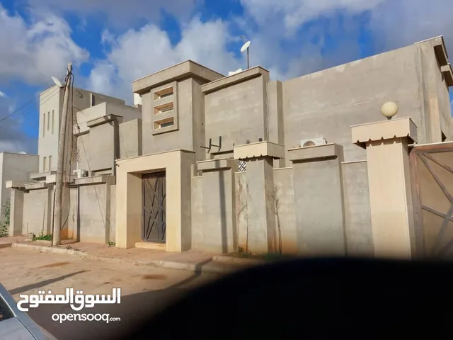 350 m2 More than 6 bedrooms Villa for Rent in Benghazi Al-Sindibad District
