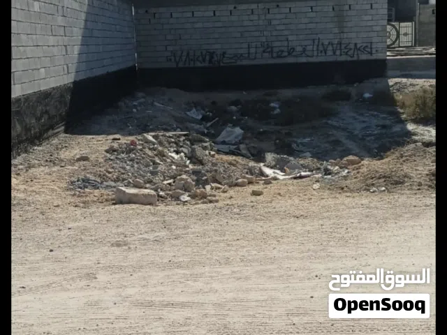 قطعه المساحة 200متر الواجهة 10والنزال 20طابو زراعي