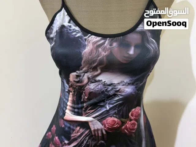 ملابس شي ان و شغلات منوعة عندي