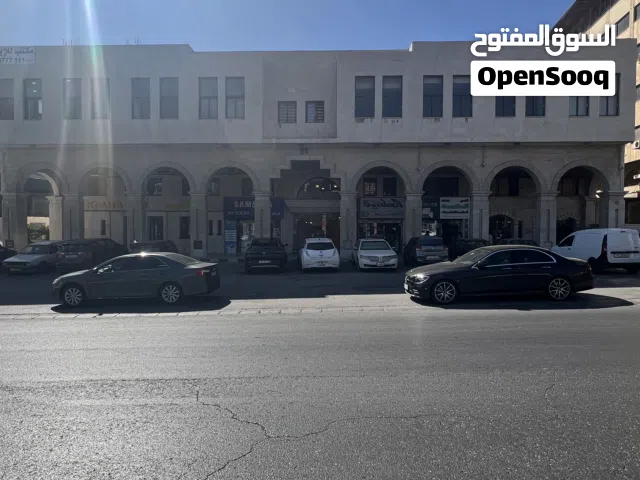 مكتب فاخر للايجار