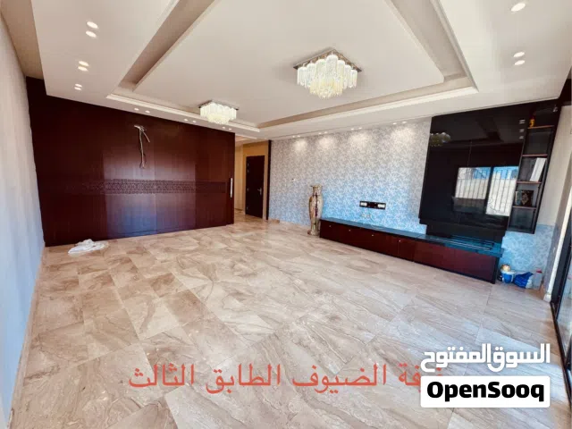 405 m2 5 Bedrooms Apartments for Sale in Amman Khalda