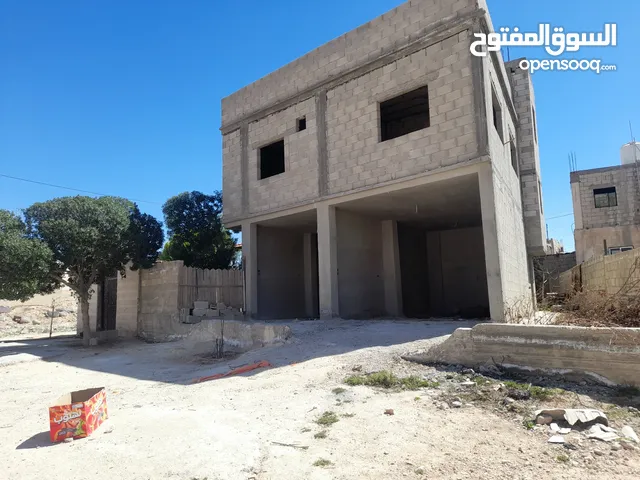 215m2 5 Bedrooms Townhouse for Sale in Zarqa Al Hashemieh