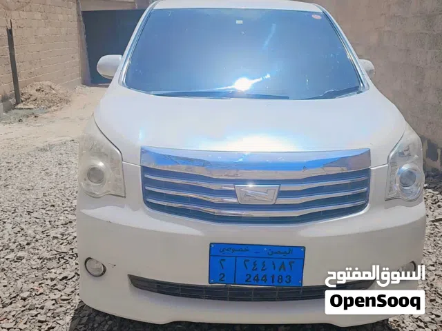 2012 تويوتا اخرى