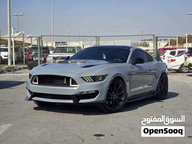 فورد موستيغ 2015 خليجي 5.0 بحاله ممتازه V8 فل مواصفات جاهزه للتسجيل والاستخدام