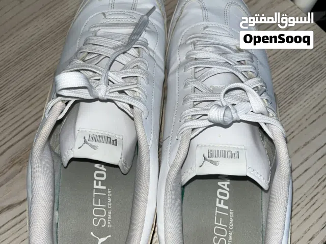 حذاء puma لون ابيض