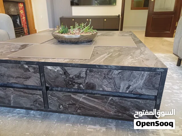 طاوله وسط استعمال خفيف موظيل حديث