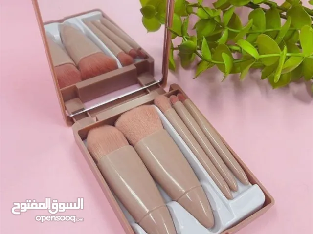 منتجات تجميل وميك اب