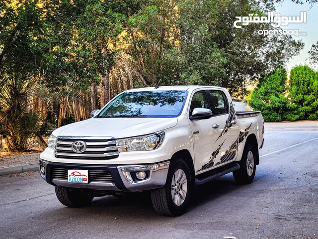 TOYOTA HILUX 2.7 4X4 SR5 DOUBLE CABIN SINGLE OWNER ZERO ACCIDENT FULLY AGENCY MAINTAINED