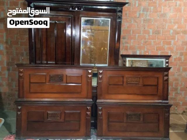 غرفة شبابى دمياطى قوايم زان استعمال خفيف بحالة الجديد