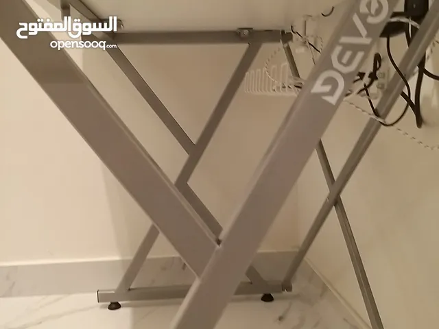 طاوله من شركه ديفو 110في60
