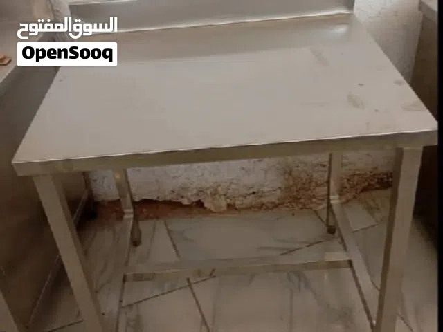 طاولات ستيل بخامة الستيل 304 الغدائي الغير قابل لصداء