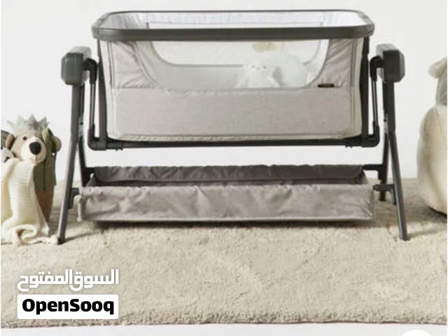 Giggles Zeus Auto Swing Bassinet