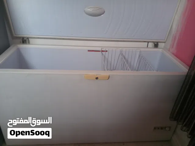 فريزر للبيع بسعر مغري