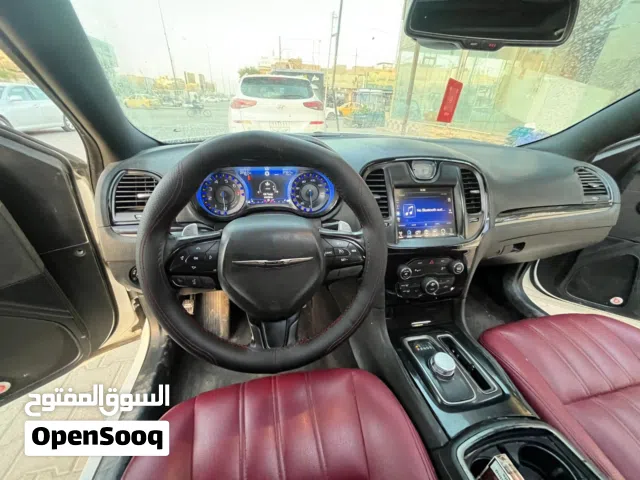 2016 كرايسلر 300 300S V6